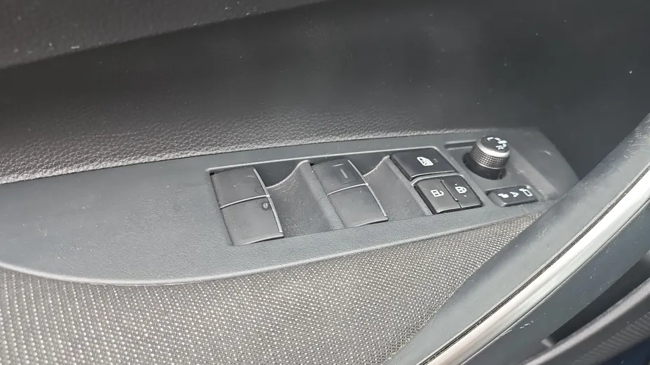 TOYOTA Corolla Corolla 1.8 Hybrid Comfort