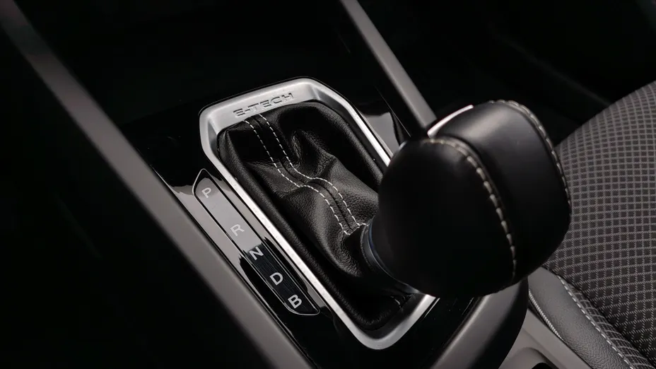 RENAULT Arkana Arkana 1.3 TCe mHEV Intens EDC