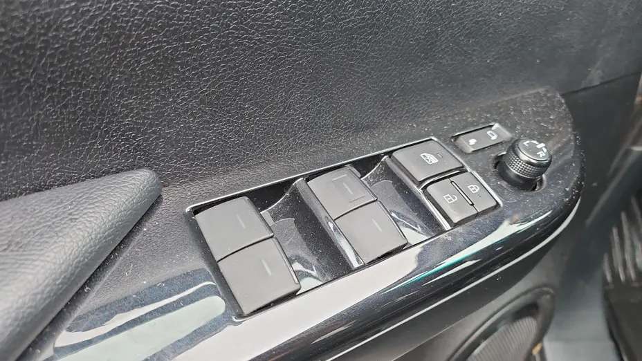 TOYOTA HiLux Hilux 2.8 D-4D mHEV Double Cab Invincible 4x4 aut