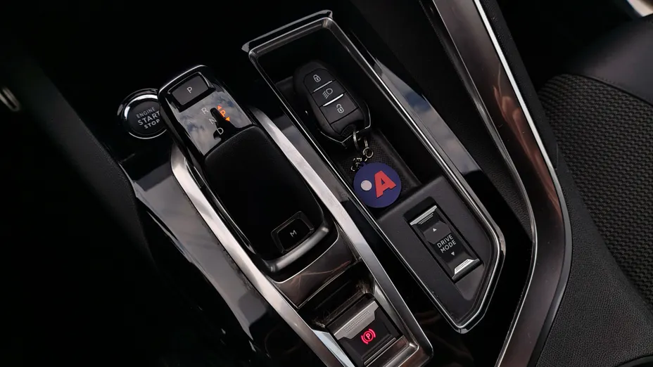 PEUGEOT 3008 3008 1.5 BlueHDi GT S&S EAT8