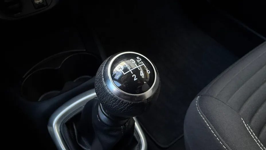 TOYOTA Yaris Yaris 1.5 Premium