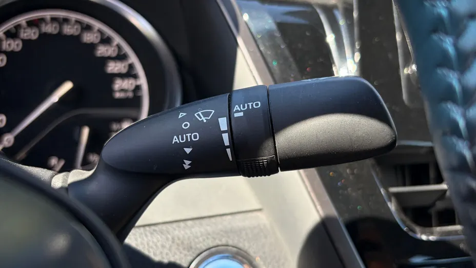 TOYOTA Camry Camry 2.5 Hybrid Comfort CVT