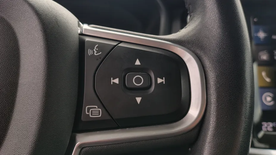 VOLVO V60 V60 B4 D Momentum Pro aut