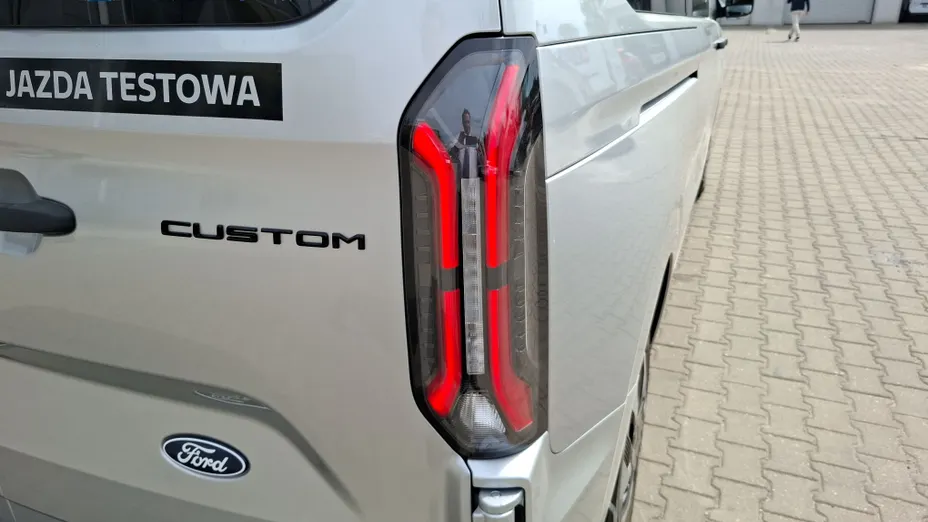 FORD Transit Custom Transit Custom Kombi EV 340 L2H1 Trend M1