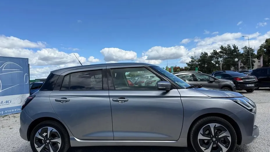 SUZUKI Swift -