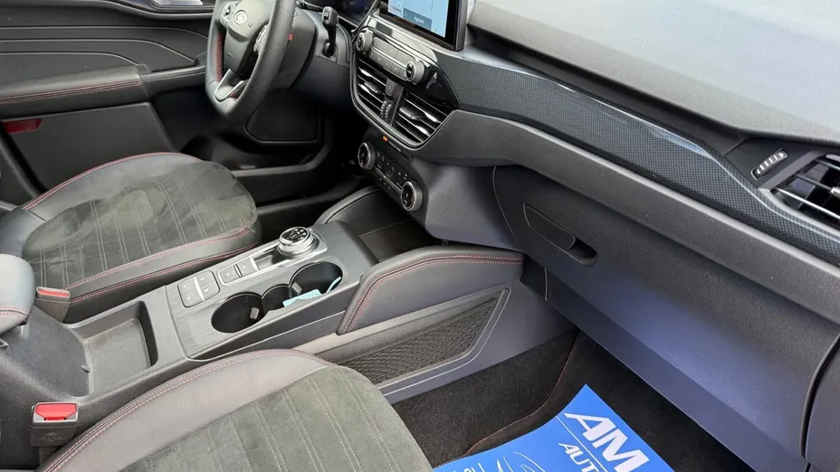 FORD Kuga -