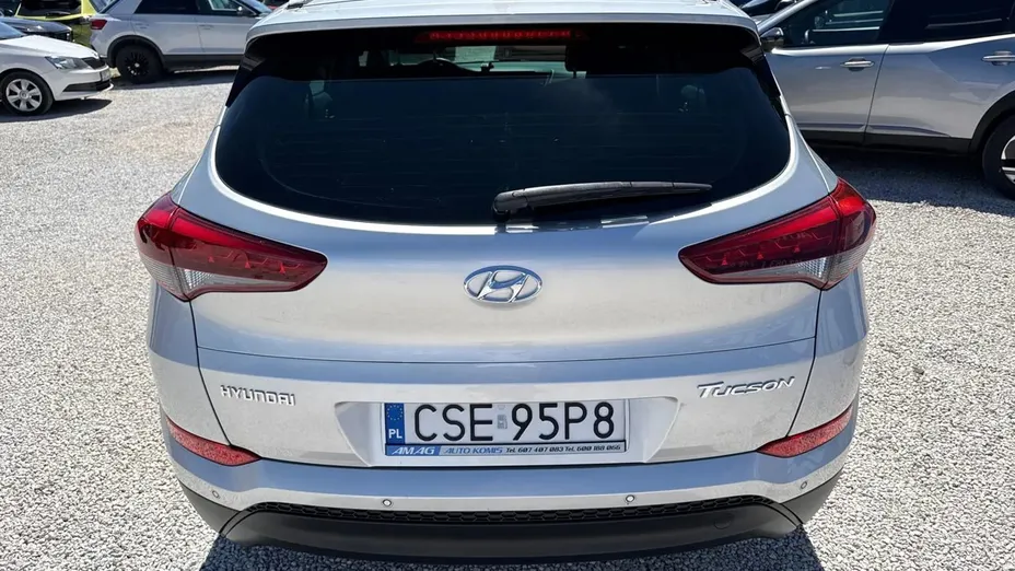 HYUNDAI Tucson -