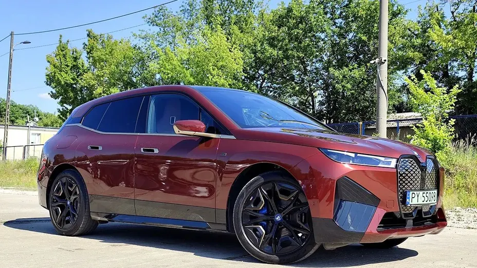 BMW iX iX M60 111.5kWh