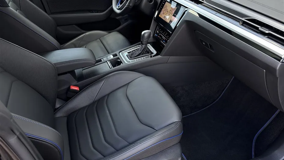 VOLKSWAGEN Arteon Arteon 2.0 TSI 4Motion R DSG