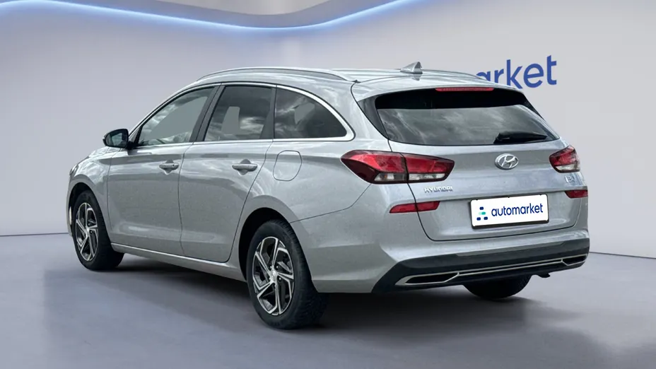 HYUNDAI i30 i30 1.0 T-GDI Smart DCT