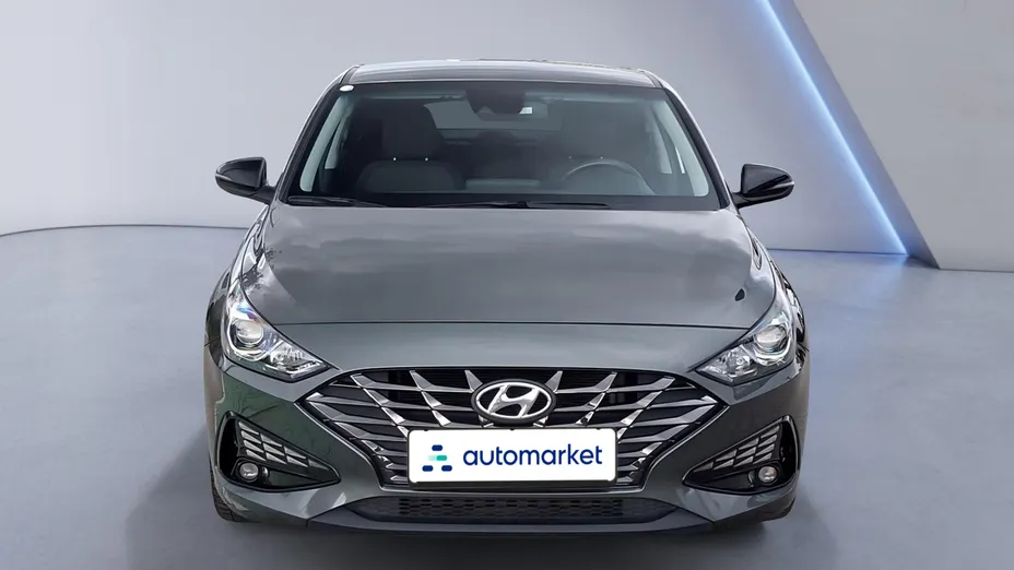 HYUNDAI i30 i30 Fastback 1.5 T-GDI 48V Smart DCT