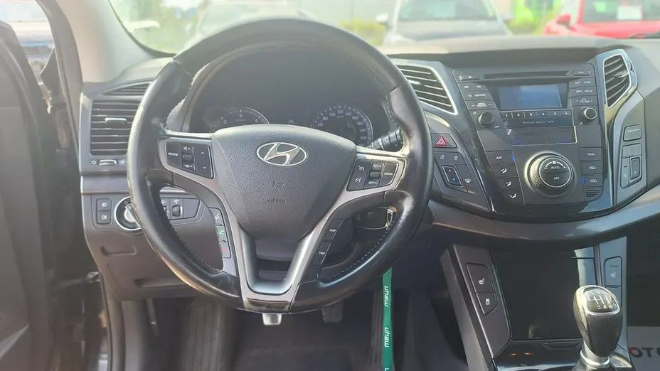 HYUNDAI i40 -