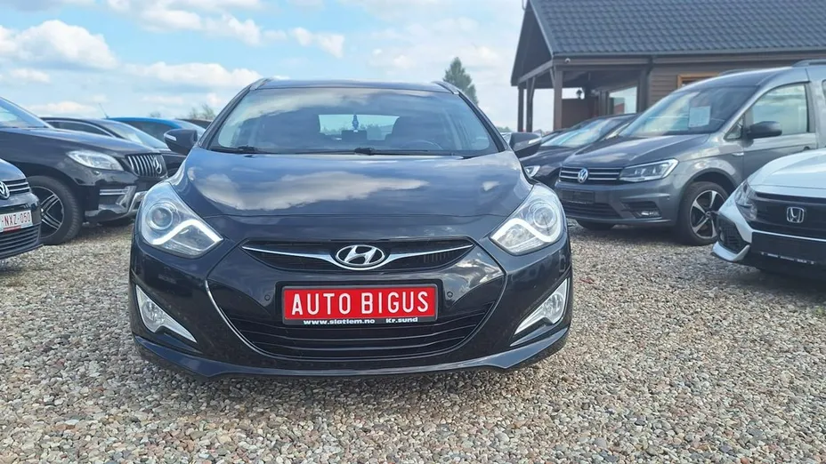 HYUNDAI i40 -