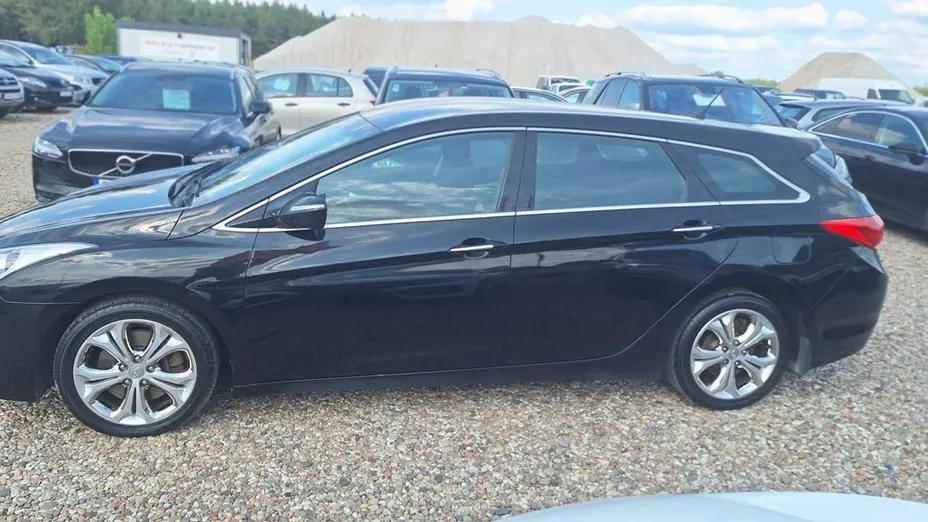 HYUNDAI i40 -