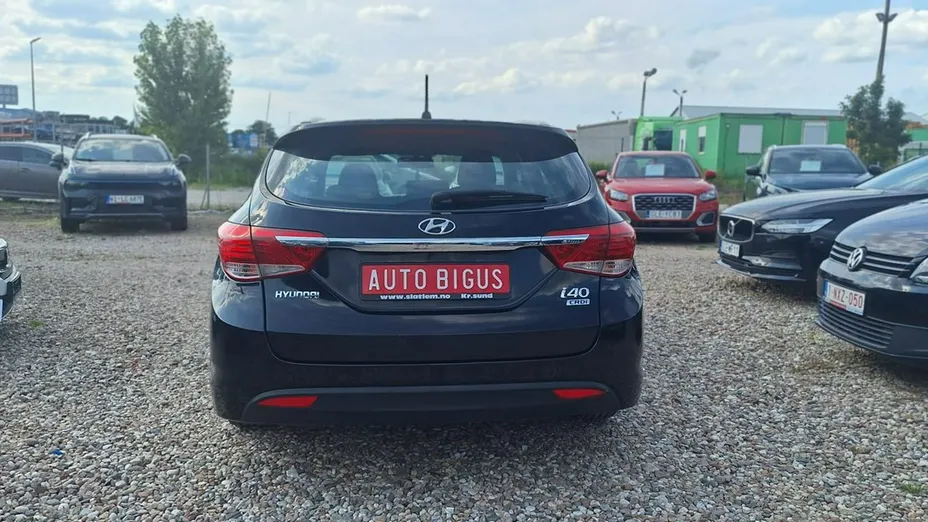 HYUNDAI i40 -