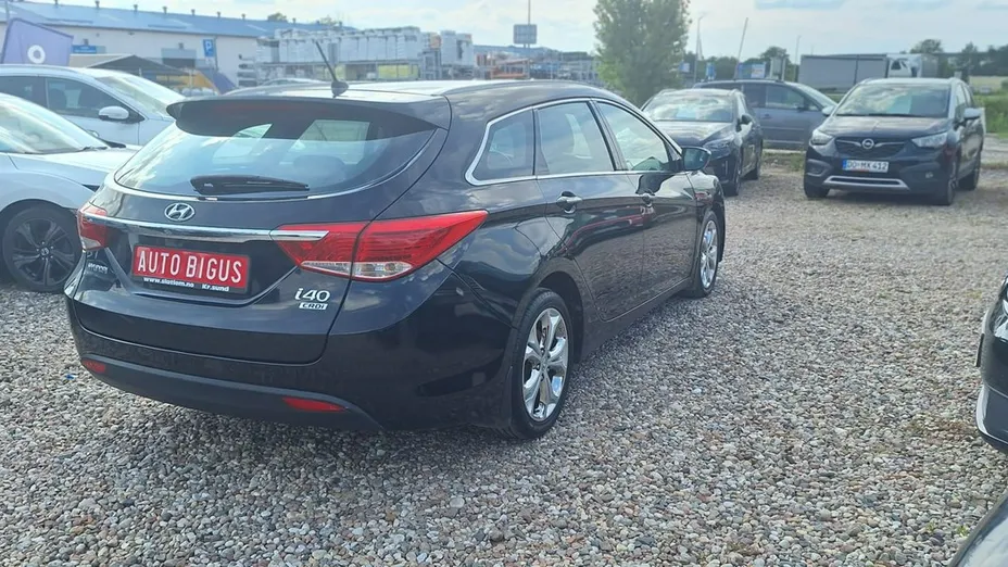 HYUNDAI i40 -