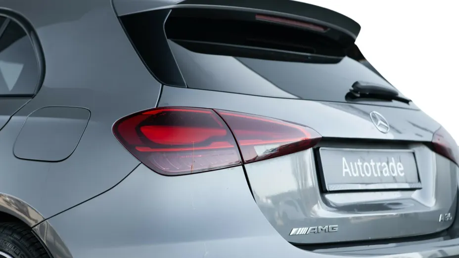 MERCEDES-BENZ A Klasa A 35 AMG 4-Matic 8G-DCT