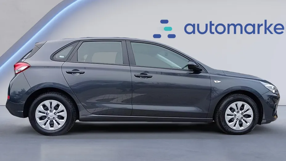 HYUNDAI i30 i30 1.5 DPI Classic +