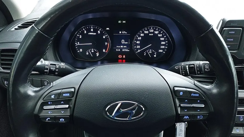 HYUNDAI i30 i30 1.5 DPI Classic +