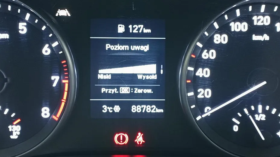 HYUNDAI i30 i30 1.5 DPI Classic +