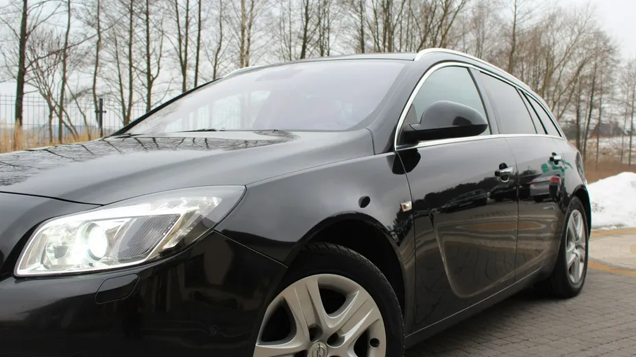 OPEL Insignia -
