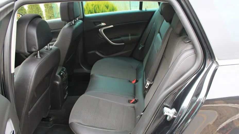 OPEL Insignia -