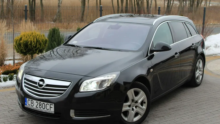 OPEL Insignia -