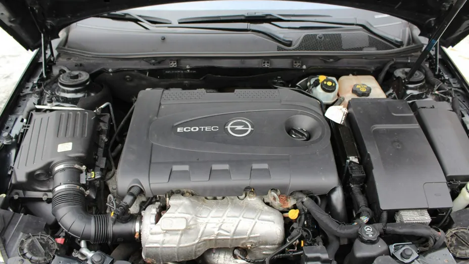 OPEL Insignia -
