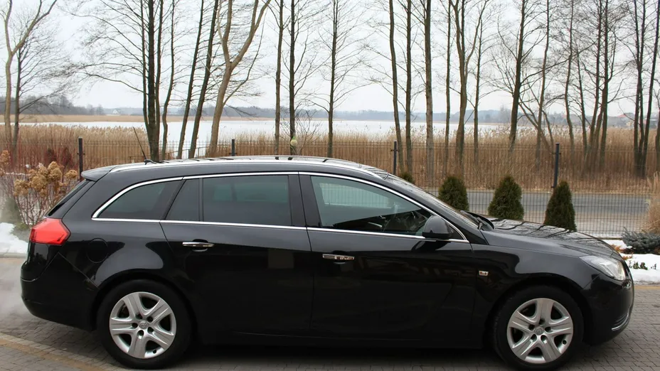 OPEL Insignia -