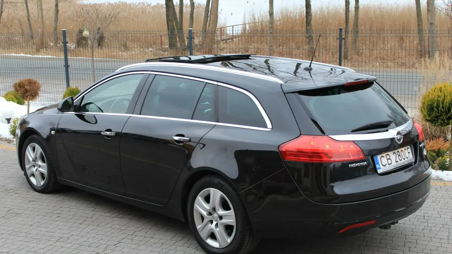OPEL Insignia -