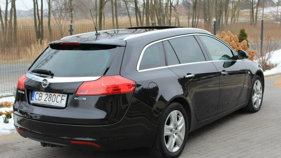 OPEL Insignia -