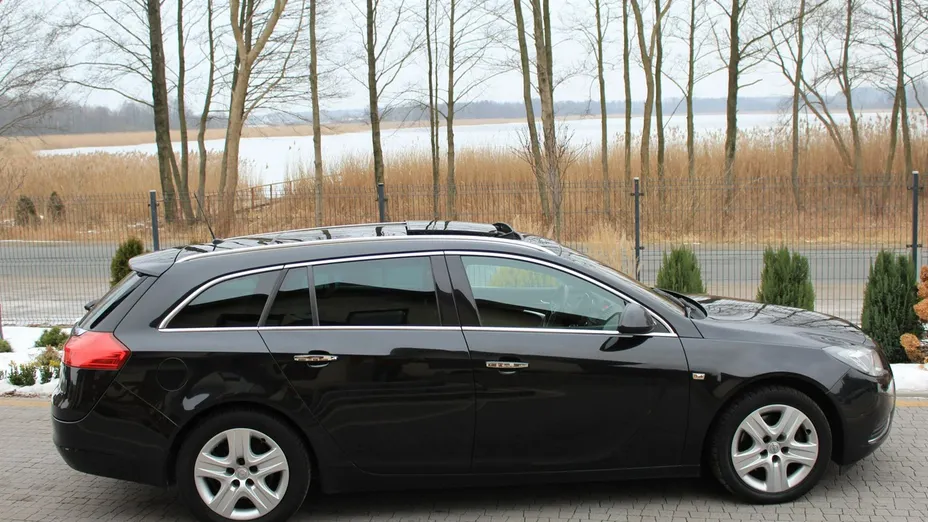 OPEL Insignia -