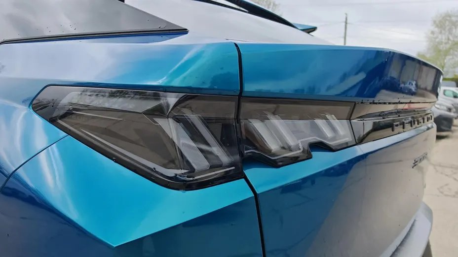 PEUGEOT 3008 3008 1.2 PureTech mHEV Allure e-DCS6 Nowy