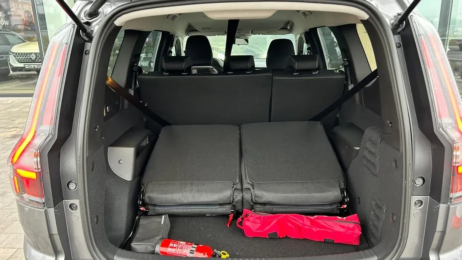 DACIA Jogger Jogger 1.8 Full Hybrid 155 Journey MMT Nowy