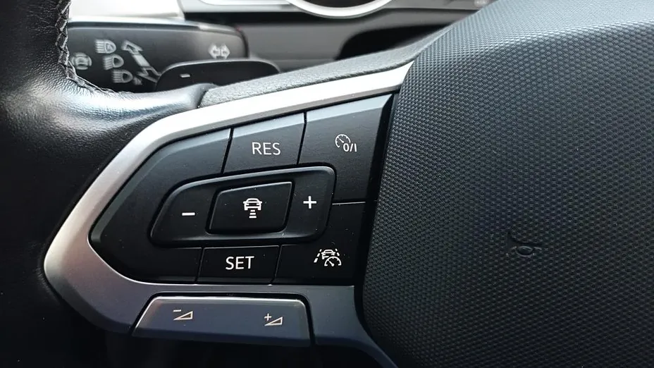 VOLKSWAGEN Passat Passat 2.0 TDI EVO Essence DSG