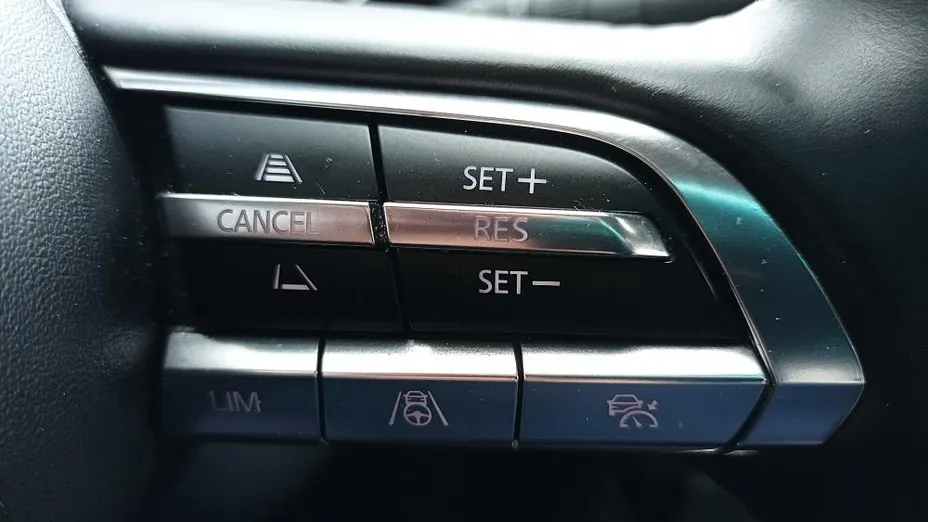 MAZDA CX-30 CX-30 2.0 mHEV Kanjo 2WD