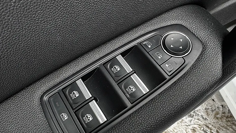 RENAULT Captur Captur 1.3 TCe mHEV Techno EDC