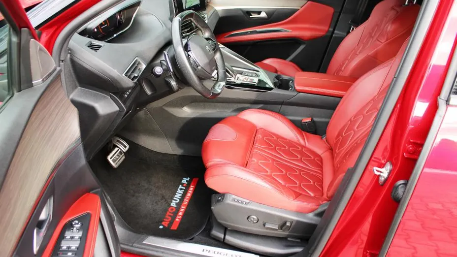 PEUGEOT 5008 5008 1.6 PureTech GT Pack S&S EAT8