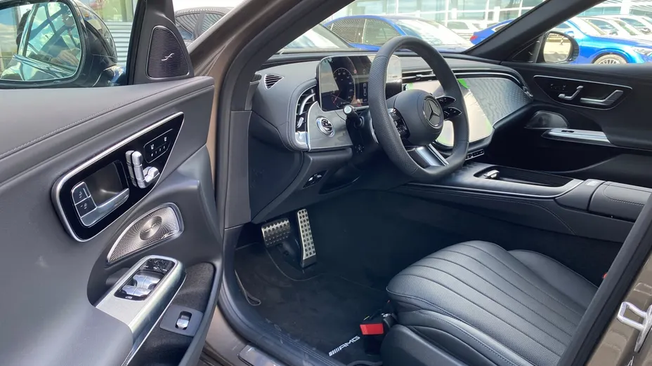 MERCEDES-BENZ E Klasa E 220 d mHEV 4-Matic AMG 9G-Tronic