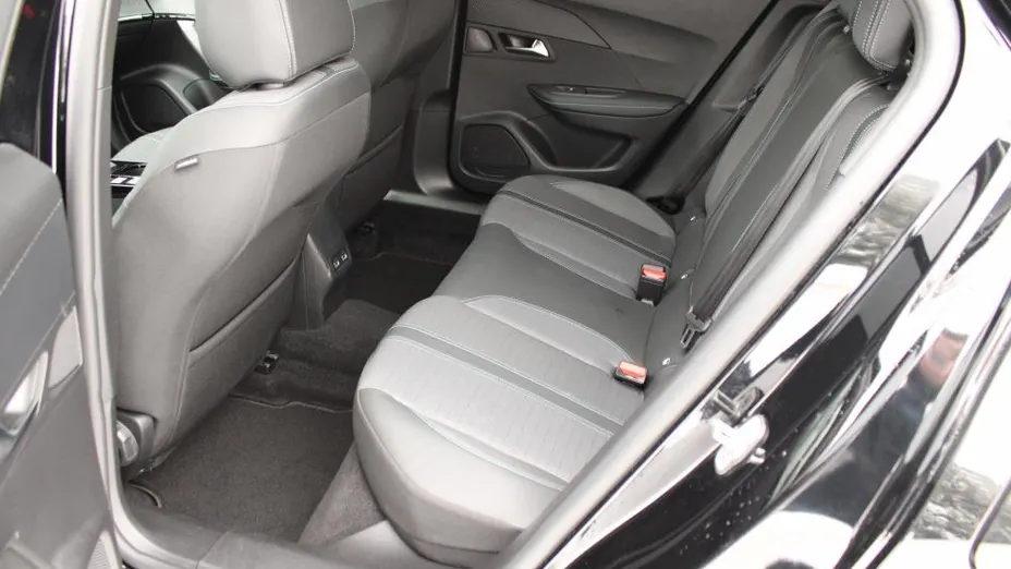 PEUGEOT 2008 2008 1.2 PureTech Allure S&S EAT8