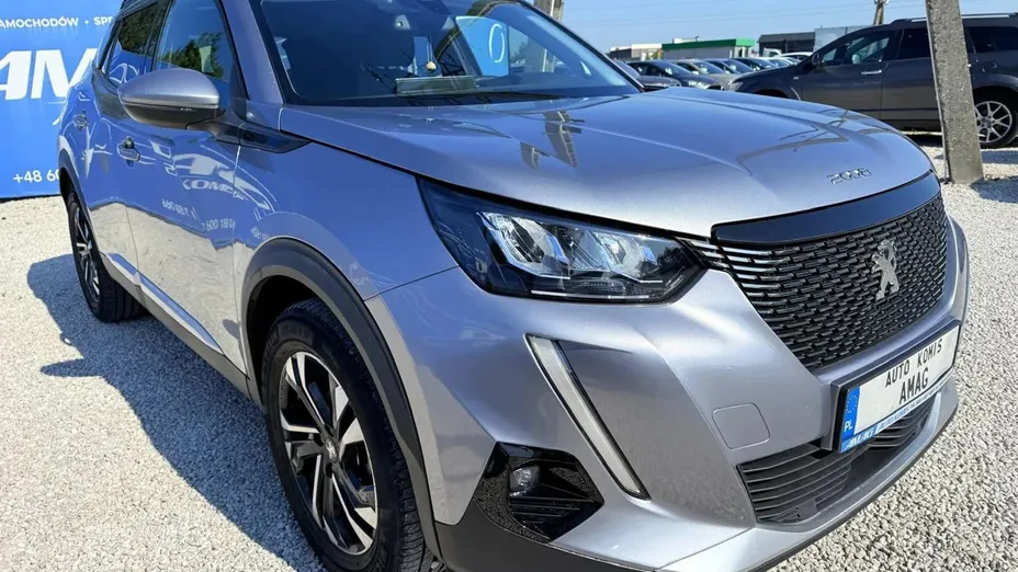 PEUGEOT 2008 -
