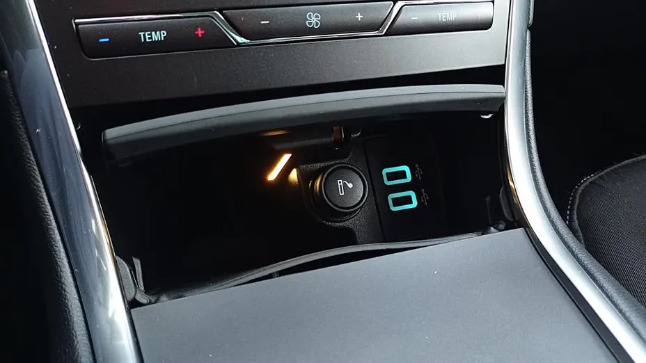 FORD S-MAX S-MAX 2.0 EcoBlue Titanium aut