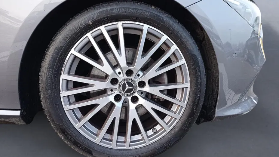 MERCEDES-BENZ CLA CLA 200 d 8G-DCT