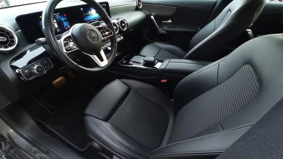 MERCEDES-BENZ CLA CLA 200 d 8G-DCT