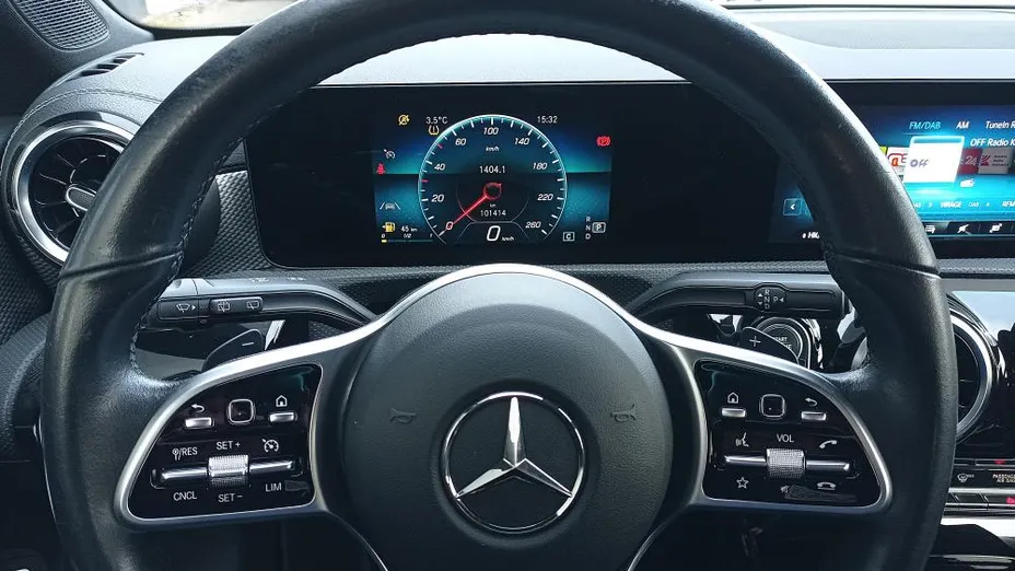 MERCEDES-BENZ CLA CLA 200 d 8G-DCT