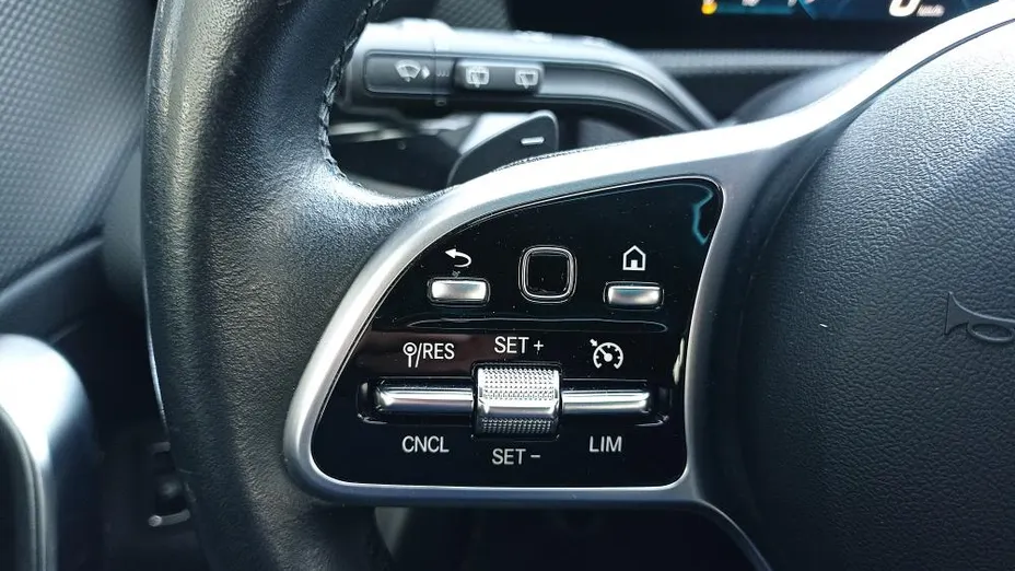 MERCEDES-BENZ CLA CLA 200 d 8G-DCT