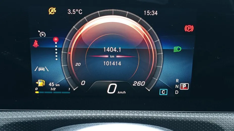 MERCEDES-BENZ CLA CLA 200 d 8G-DCT