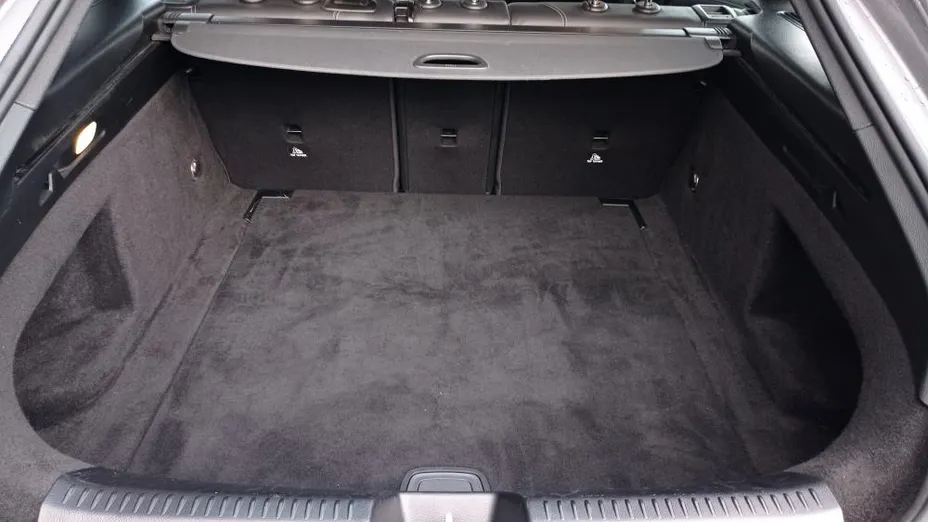 MERCEDES-BENZ CLA CLA 200 d 8G-DCT