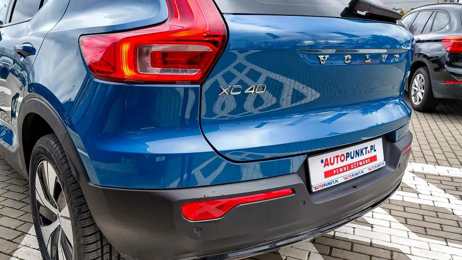 VOLVO XC40 XC40 B4 AWD Plus Dark aut