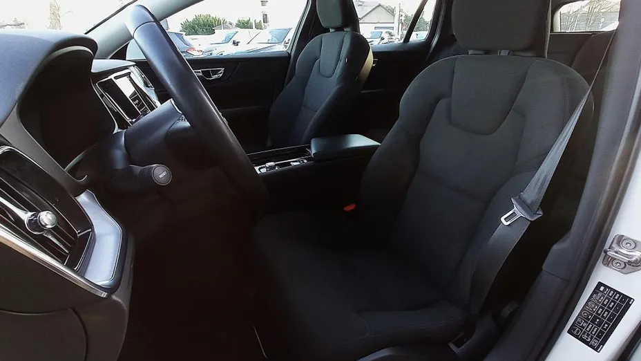 VOLVO V60 V60 CC Pro B5 B AWD aut